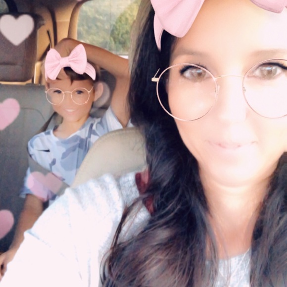 Meet your Posher, Trisha - Picture 1 of 1